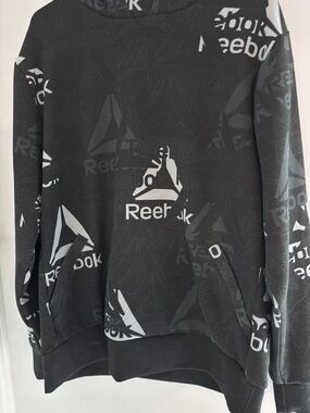 Reebok Black and White Graphic All-Over Logo Kangaroo Pocket Pullover Hoodie